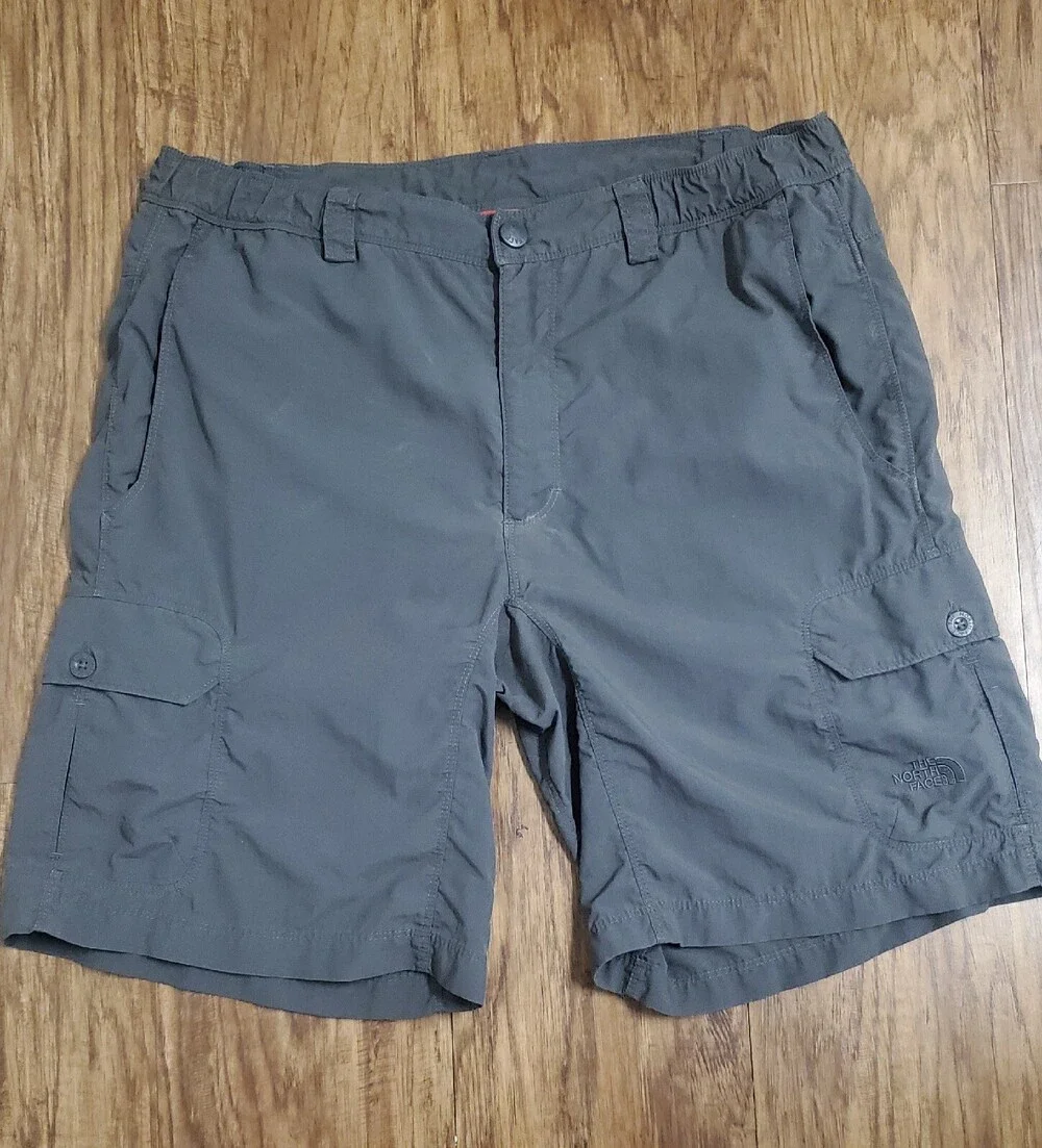 The North Face Cargo Hiking Shorts Mens Size M (32-34) Charcoal Gray